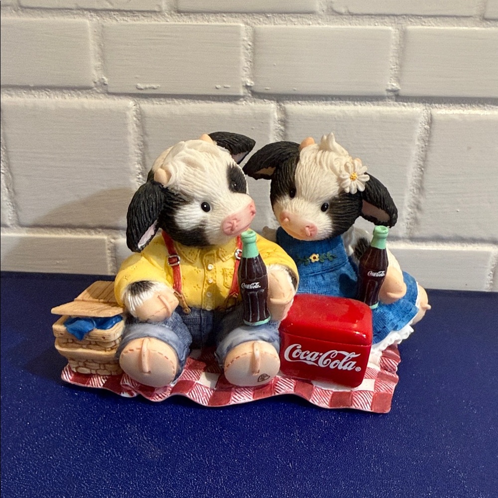 Mary Moo Moos “I’ve only got ice for Moo”